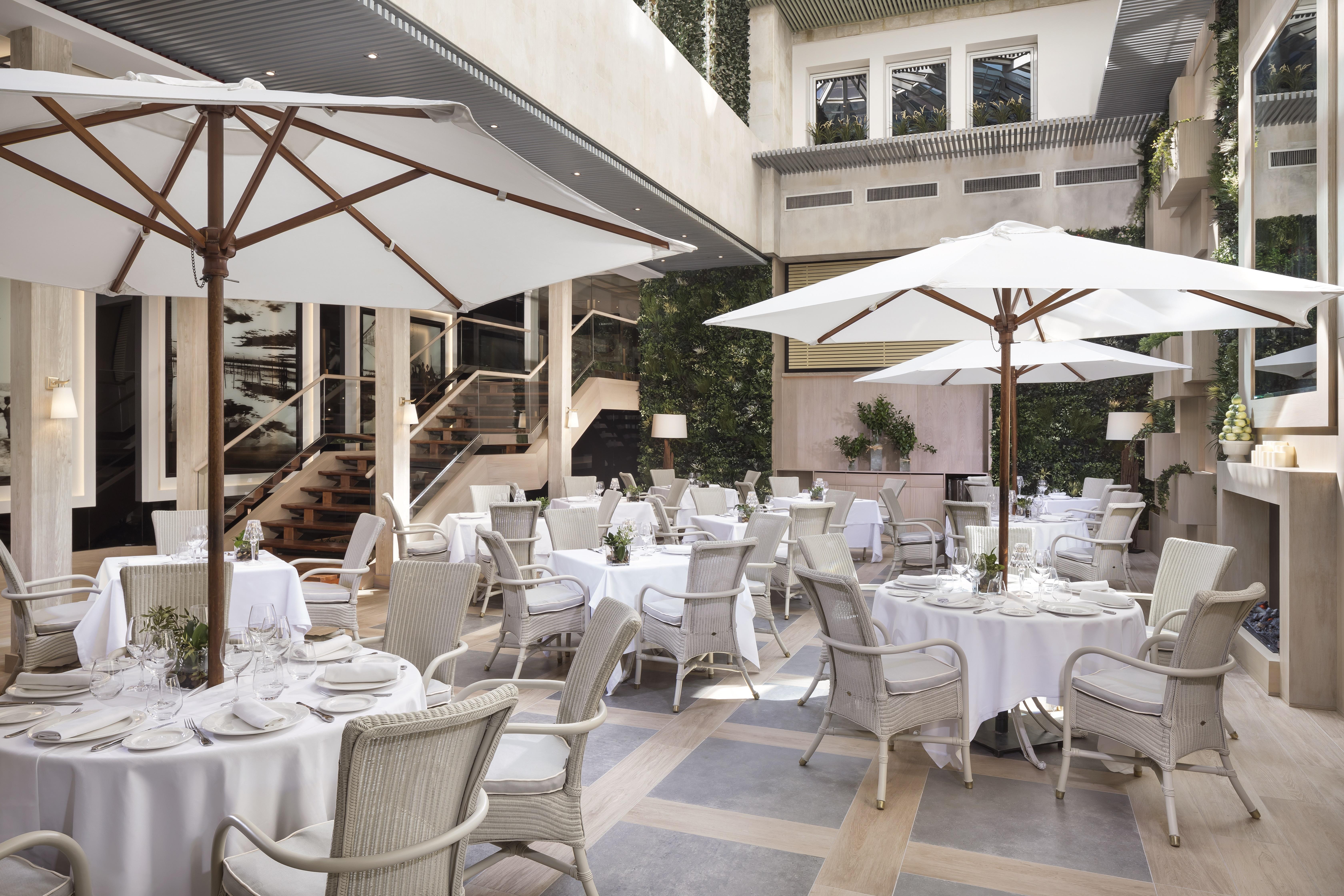 Melia Castilla Madrid Exterior photo
