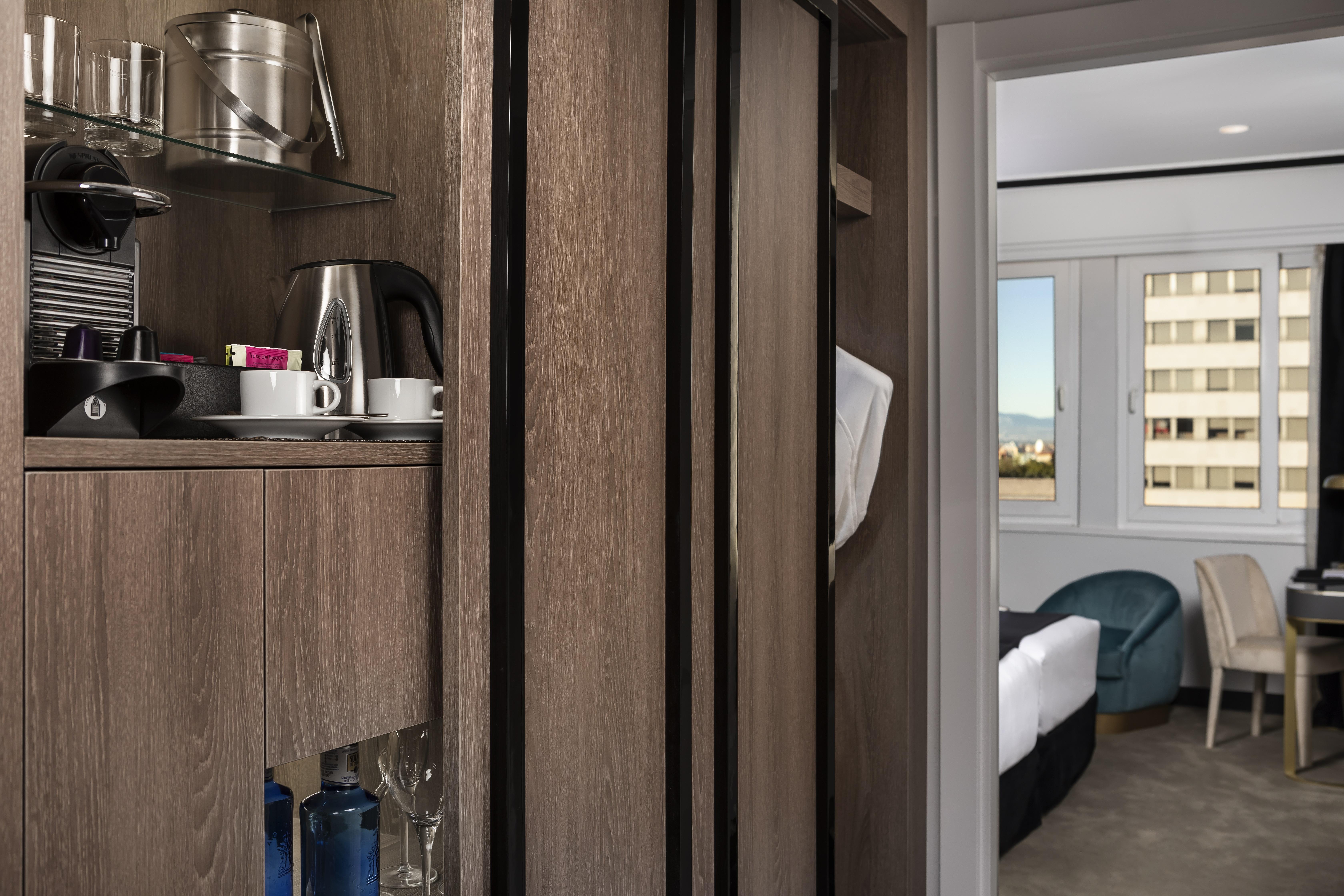 Melia Castilla Madrid Exterior photo
