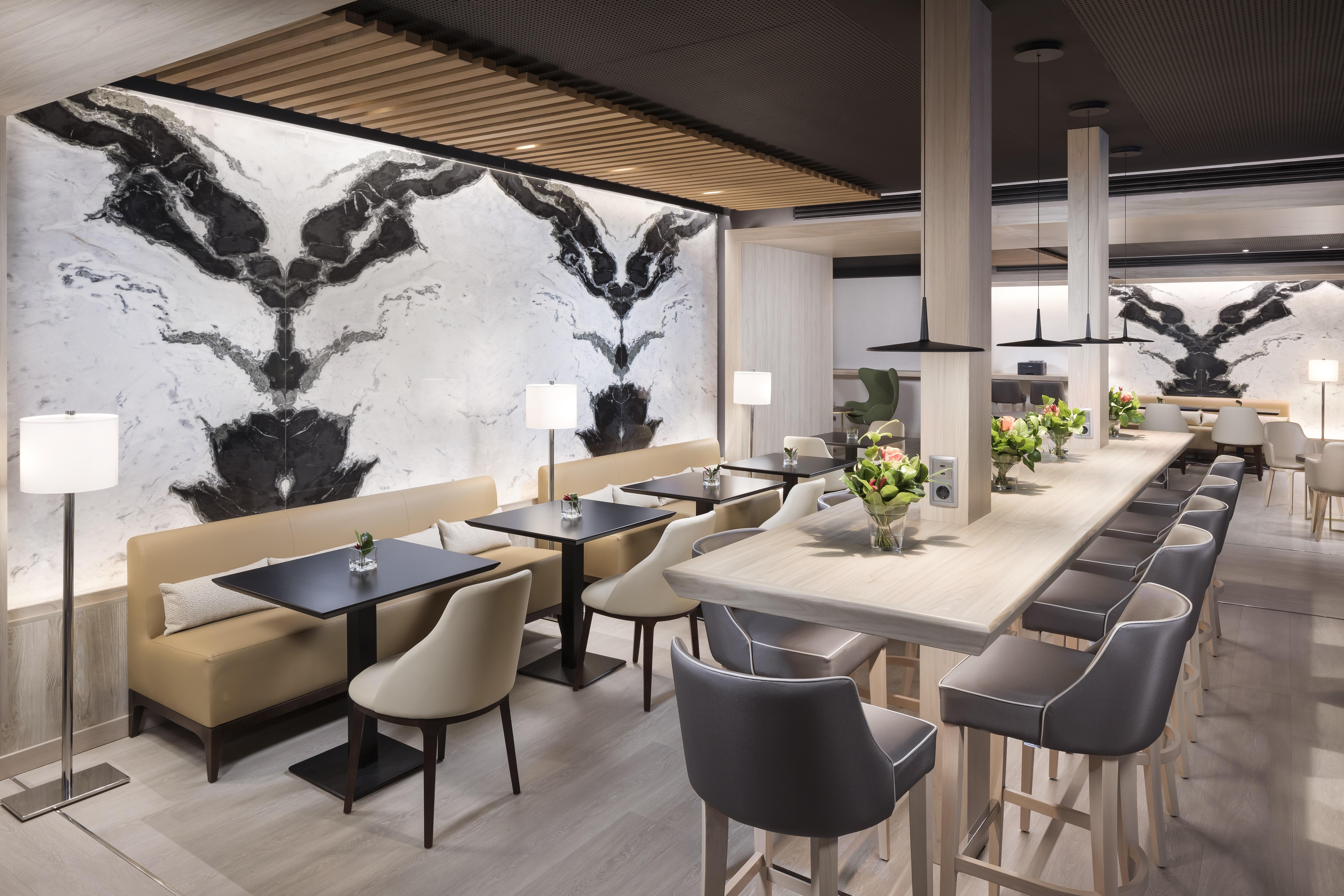 Melia Castilla Madrid Exterior photo