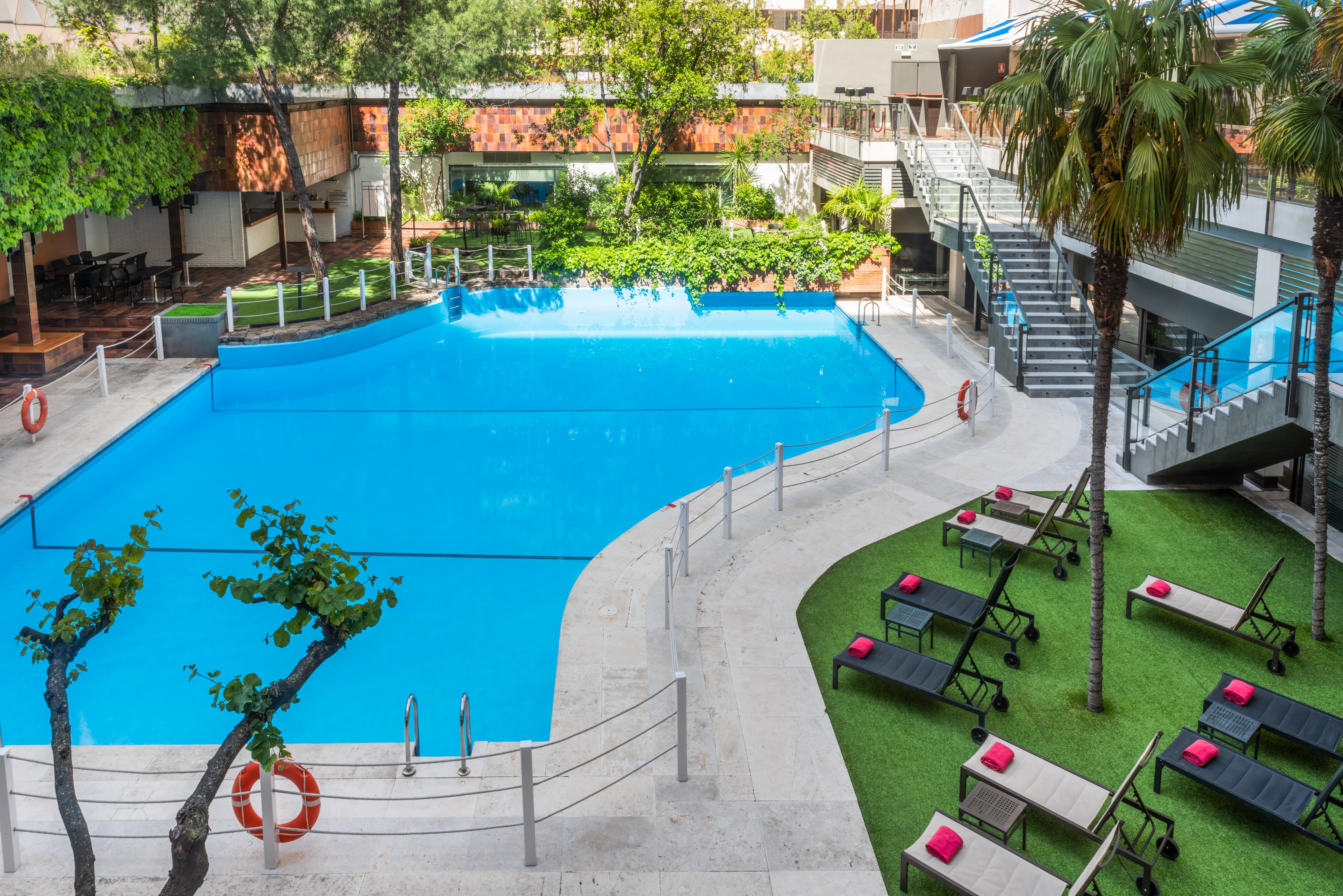 Melia Castilla Madrid Exterior photo