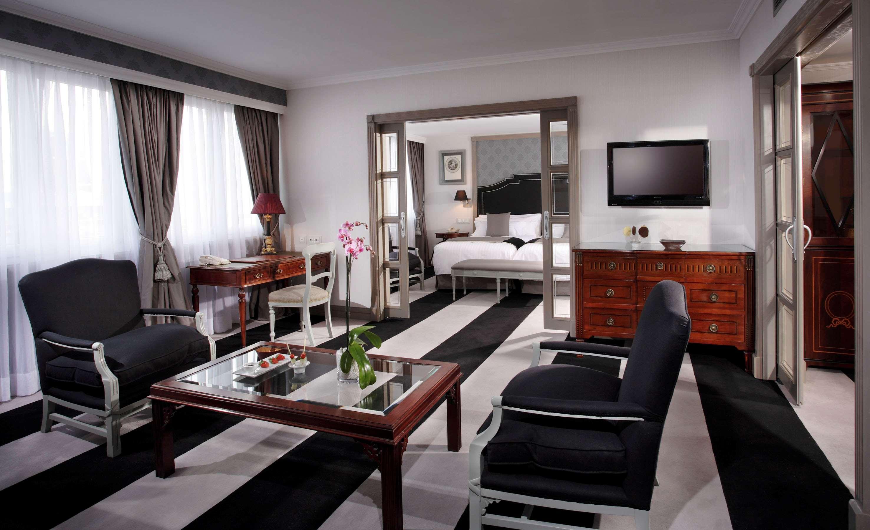 Melia Castilla Madrid Room photo