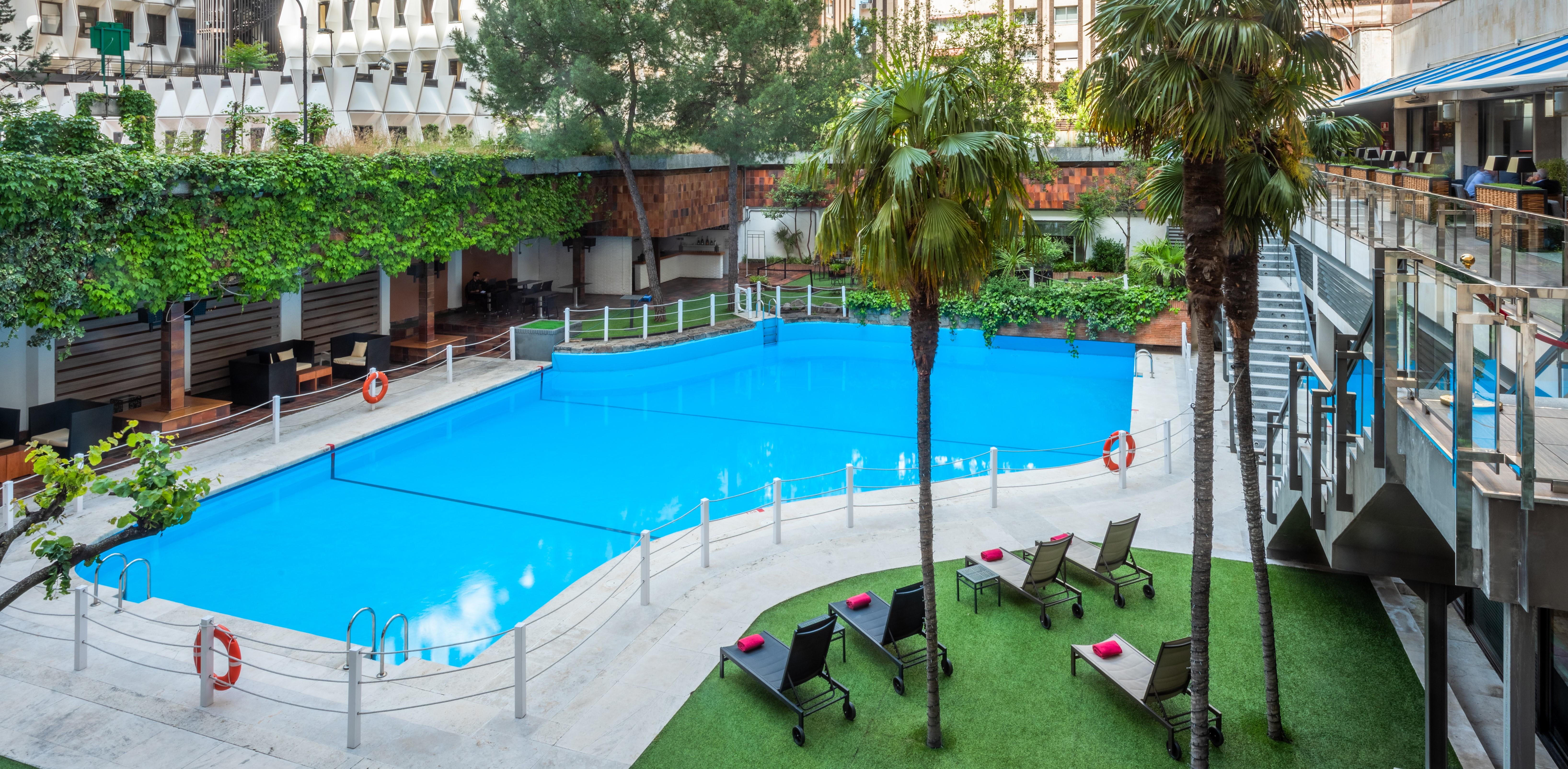 Melia Castilla Madrid Exterior photo