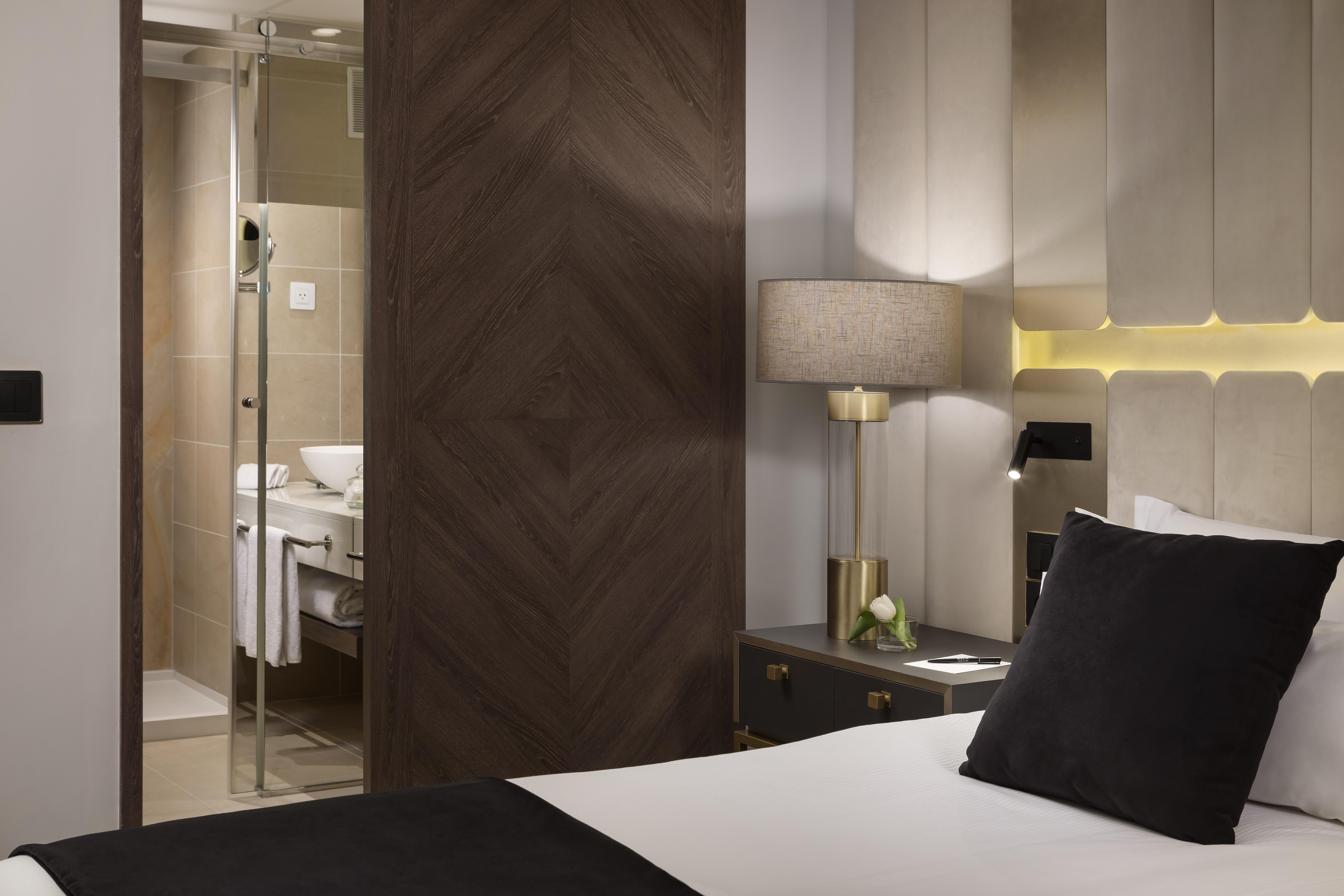 Melia Castilla Madrid Exterior photo